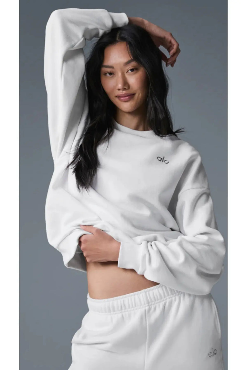 Basic Beyaz Renk Bisiklet Yaka Uzun Kollu Sweatshirt