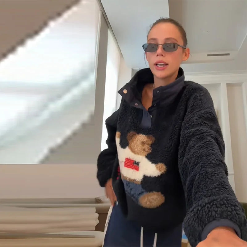 Women's Sweatshirts Cute Bear Pattern Blouses High Collar Warm Polar Fleece Sweater Soft Tops 2025 New Winter Lady Y2K Clothes